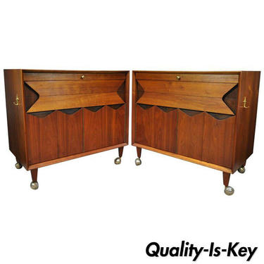 Pair of Grosfeld House Walnut Bedside Cabinets Chests by Marc Berge Mid Century