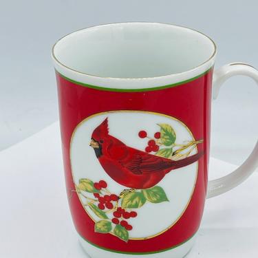 Otagiri White Porcelain With Red Cardinal Birds & Red Berry Coffee Mug Cup 