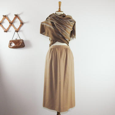 Vintage Wool Skirt / 1960s Brown Pendelton Virgin Wool A Line Skirt 