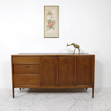 Vintage mcm 3 drawer walnut credenza / sideboard by Drexel Furniture &amp;quot;Parallel&amp;quot; | Free delivery in NYC and Hudson 