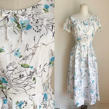 Vintage 1950s White and Blue Floral Dress / M 