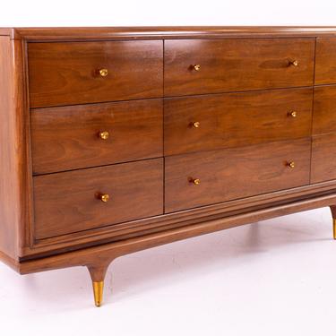 Kent Coffey &amp;quot;The Continental&amp;quot; Mid Century Walnut and Brass 9 Drawer Lowboy Dresser - mcm 