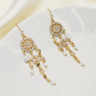 gold sun Star & Moon Dangle Earrings, Star And Moon Drop Earrings, gold Earrings Dangle, Celestial Earrings, sun Star Dangle Earrings, E040 