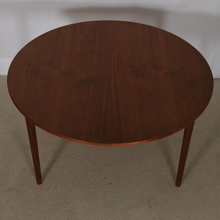 Danish Teak Round-to-Oval Expanding Dining Table