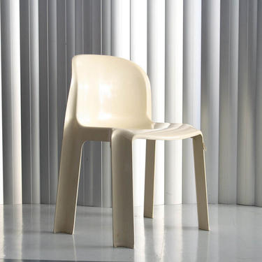 UPO plastic chair -made in Finland