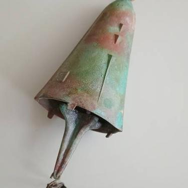 Elongated Paolo Soleri Bell Mobile in solid bronze, circa 1970s 