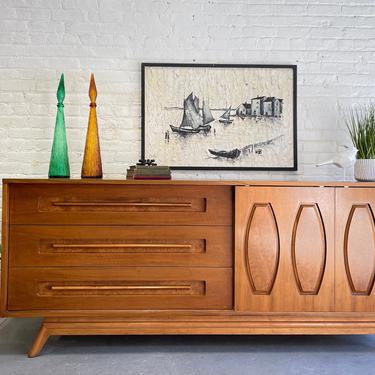 Mid Century Modern DRESSER by Young Manufacturing 