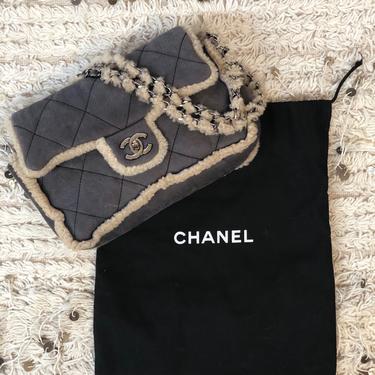 Vintage 90's CHANEL CC Turnlock Gray Beige Classic Flap SHEARLING Fur Lambs Wool Suede Leather Chain Shoulder Bag Purse 