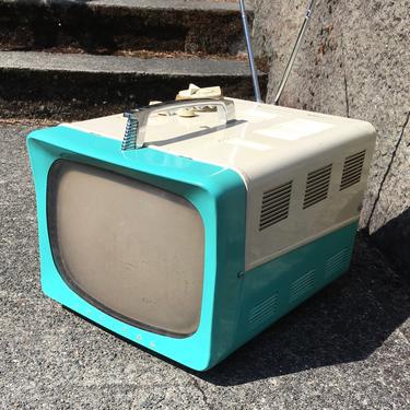 1957 Admiral Portable Television, Turquoise &amp; White Metal Case, T103N Untested 