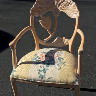 Incredible vintage Lanzani heavily carved lily back chair 