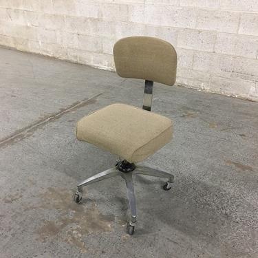 LOCAL PICKUP ONLY ----------- Vintage Office Chair 