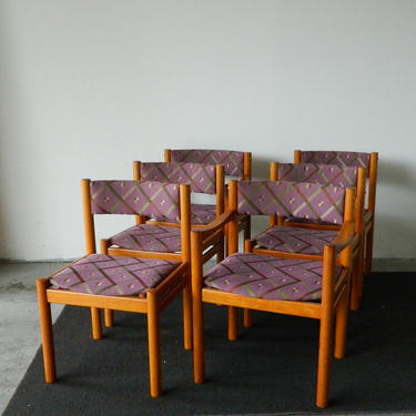 HA-18209 Set of Six Teak Dining Chairs