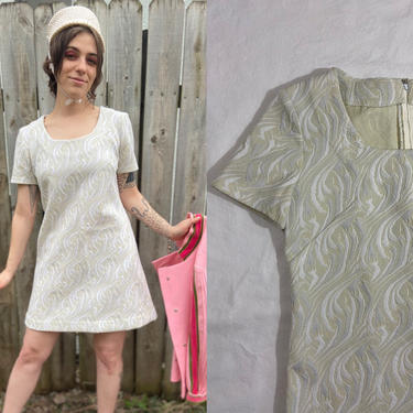 Vintage 1960s Mod Shift Dress | Textured Knit Abstract Dress, Monochrome Psychedelic Op Art Patterned Mini Dress, Medium 