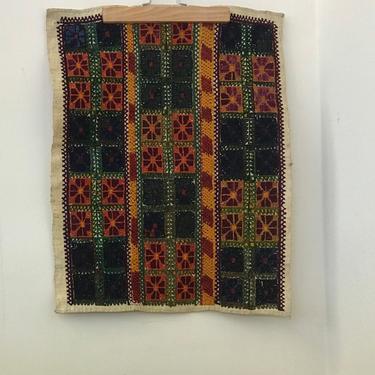 Vintage Handwoven Square Motif Rug 21.5” by 17” 