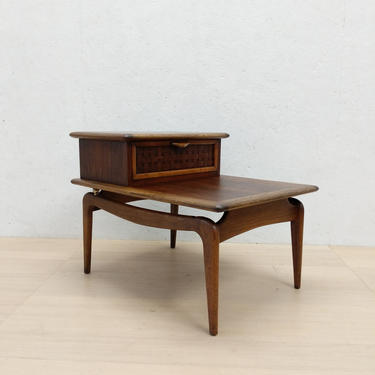 Vintage Mid Century Modern Lane Side Table / Nightstand 
