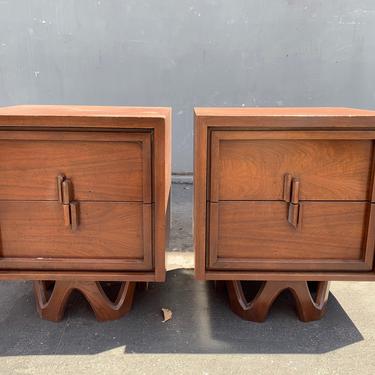 Pair of Nightstands Mid Century Modern Bedside Tables Accent Table Chest Bedroom Storage Furniture Vintage MCM Retro Wood Bohemian Boho Chic 