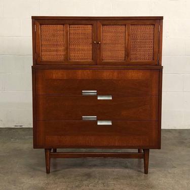 American Of Martinsville Mid-Century Modern 5-Drawer Walnut Dresser / Chest ~ X-Inlay 