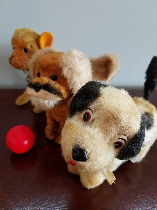 CLEARANCE COLLECTION - Lot of Marx, Steif, made in Japan wind-up toys. Puppy dog and monkey 