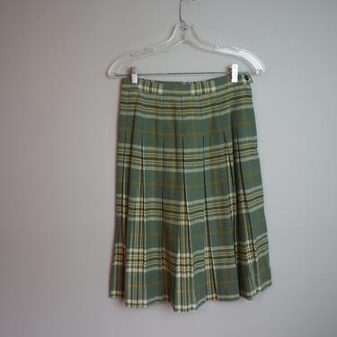 1950s Girltown Wool Skirt // Sage Plaid // Small 