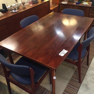 Danish Rosewood Dining Table with Extension Leaves