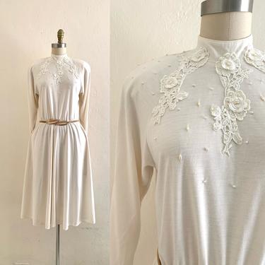 vintage 70's winter white dress with pockets 