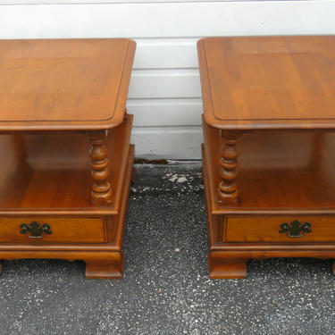 Ethan Allen Solid Maple Pair of Nightstands Side End Tables 1390