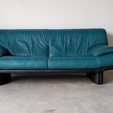 1990s Nicoletti Salotti Style Italian Postmodern Leather Sofa 