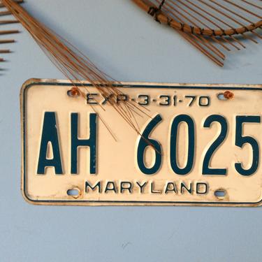 Vintage Maryland License Plate, Circa March 1970. Super cool! 