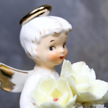 Lefton March Angel Figurine - March Daffodils - Spaghetti Porcelain - Vintage Birthday Angel Figurine - Made in Japan - Circa 1950s 
