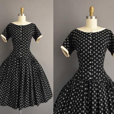 1950s vintage dress | Lanz Black Cotton Floral Print Short Sleeve Full Skirt Summer Dress | XS Small | 50s dress 