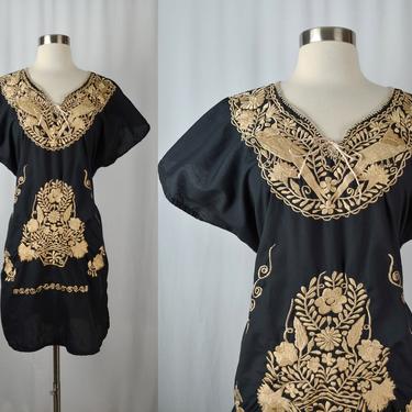 Vintage Black Oaxacan Embroidered Mexican Dress - Boho Short Sleeve Small / Medium Mini Dress 
