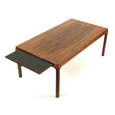 Mid Century Expanding Danish Rosewood Coffee Table with Pull Out Shelf. Free Shipping 