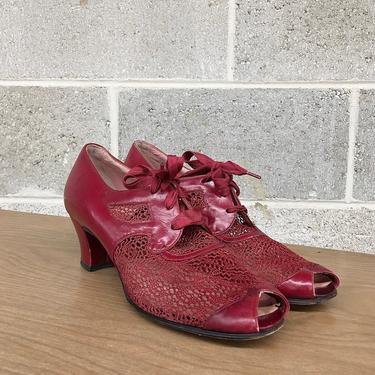 Vintage Shoes Retro 1940s Dr. Locke + No. 10 + Peep Toe + Red + Mesh + Leather + Lace Up + Size 8 + Granny Heel + Womens Footwear 