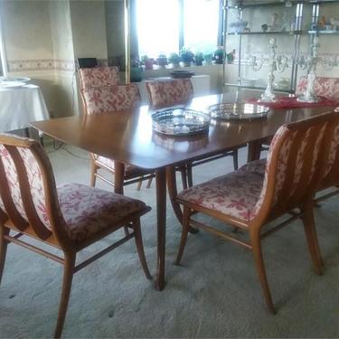 Rare Eight (8) Robsjohn-Gibbings Dining Chairs and Double Tripod Klismos Leg Table