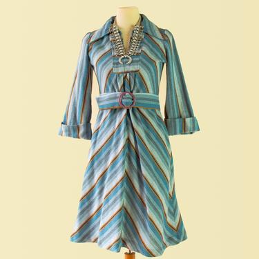 70s Blue Chevron Midi Dress / Bell Sleeve Dagger Collar Mexican Serape Blanket Belted Dress with Pockets / Retro Boho Hippie Ethnic Size M 