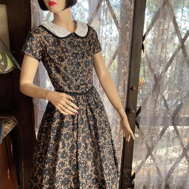 Vintage 1950s Autumnal Leaves Shirt Dress - XS W: 25&quot; 