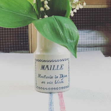 Beautiful stoneware vintage French Maille mustard jar 