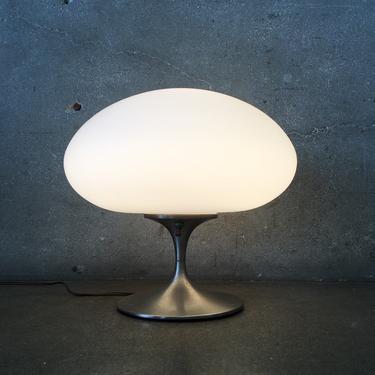 Mid Century Modern Laurel Mushroom Table Lamp