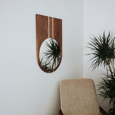 Sroka Mirror - PREMIUM Szklo Mirror - Walnut Wood Framed Mirror with Brass 