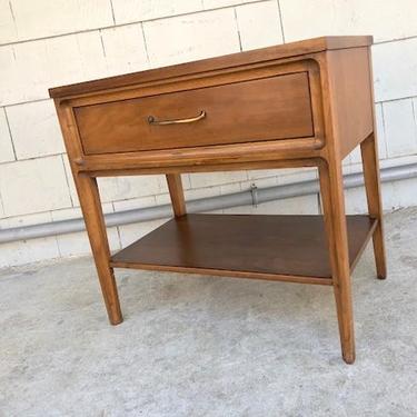 Midcentury Broyhill Nightstand/End Table