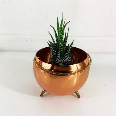 Vintage Coppercraft Footed Copper Planter with Gold Handle 1970s Mid-Century Kitchen Retro Made in the USA 