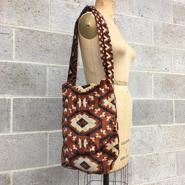 Vintage Carpet Bag Retro 1970s Tapestry Bag + Printed Fabric Shoulder Bag + Carpetbags of America + Womens Accessory + Bohemian Purse 