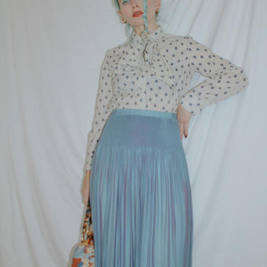 Vintage 1980s | Iridescent Blue Micro Pleated Midi Skirt 