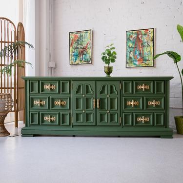 Swanky Las Palmas Green Dresser By Stanley