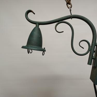 Outdoor lantern style sconce
