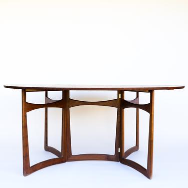 Model 20/59 Peter Hvidt Gate Leg Dining Table