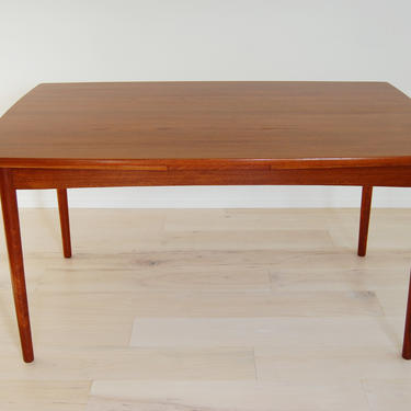 Danish Modern Teak Draw Leaf Dining Table by GD for Mobilia made in Denmark 