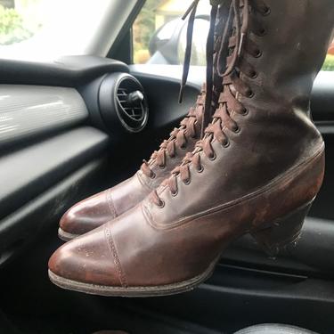 Vintage antique Edwardian brown leather women’s boots 