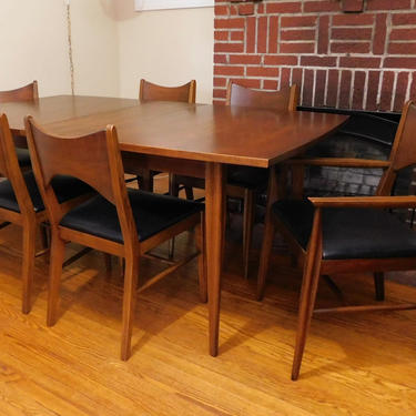 Mid Century Modern Broyhill Saga Walnut Dining Table &amp; 6 Chairs (PureVintageNYC) 