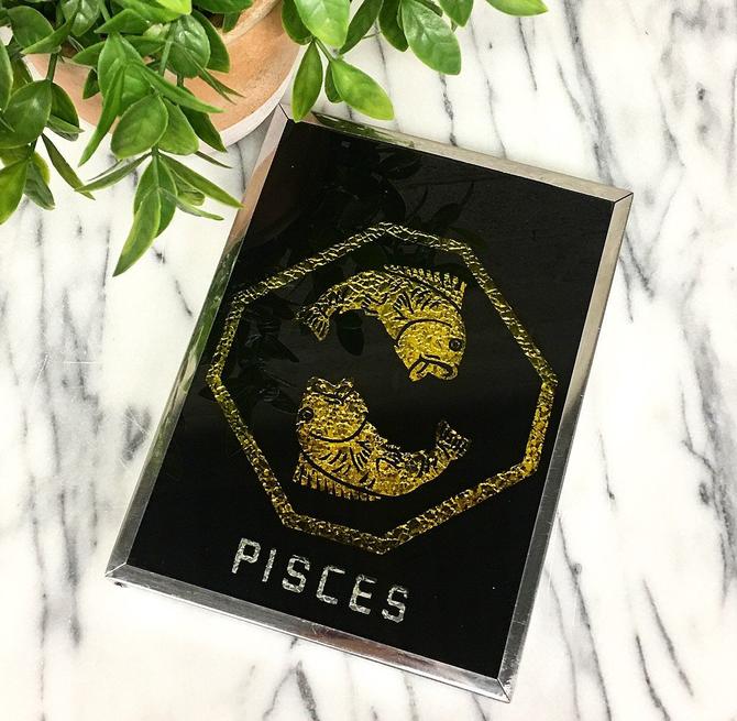 Vintage Pisces Wall Art 1970s Retro Size 8x6 Zodiac ...